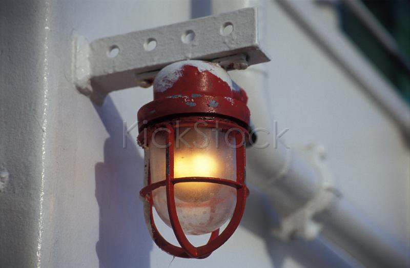 ruggedised ships lamp
