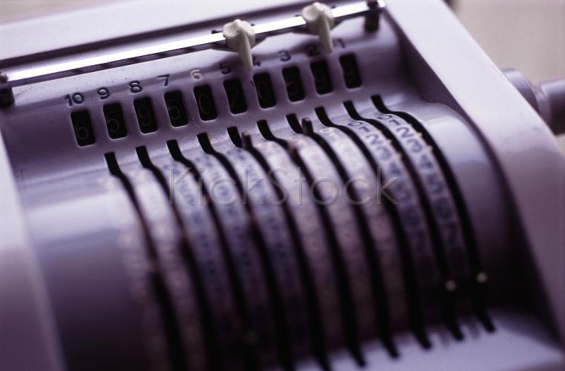 mechanical adding machine